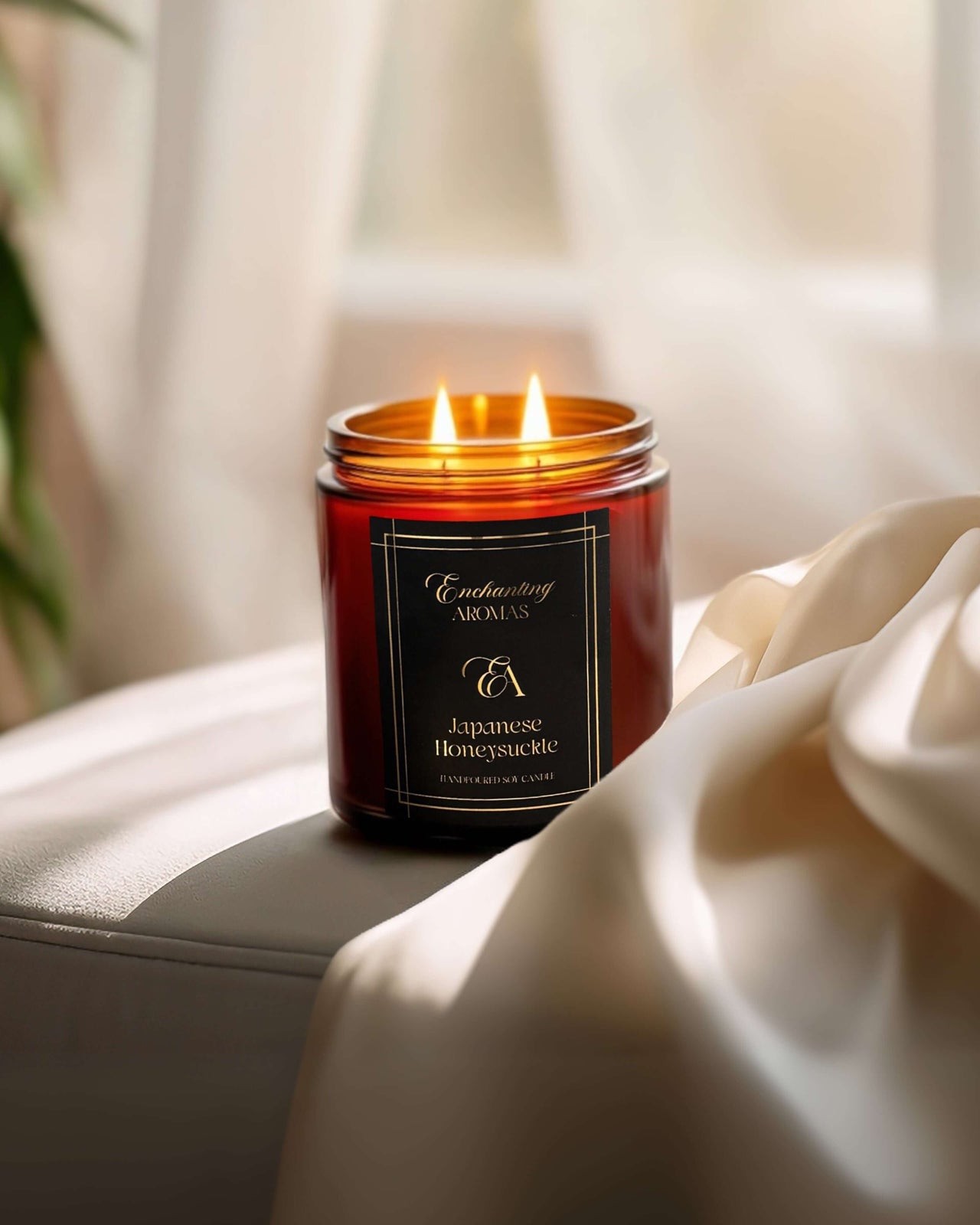 Japanese Honeysuckle Luxury Candle.