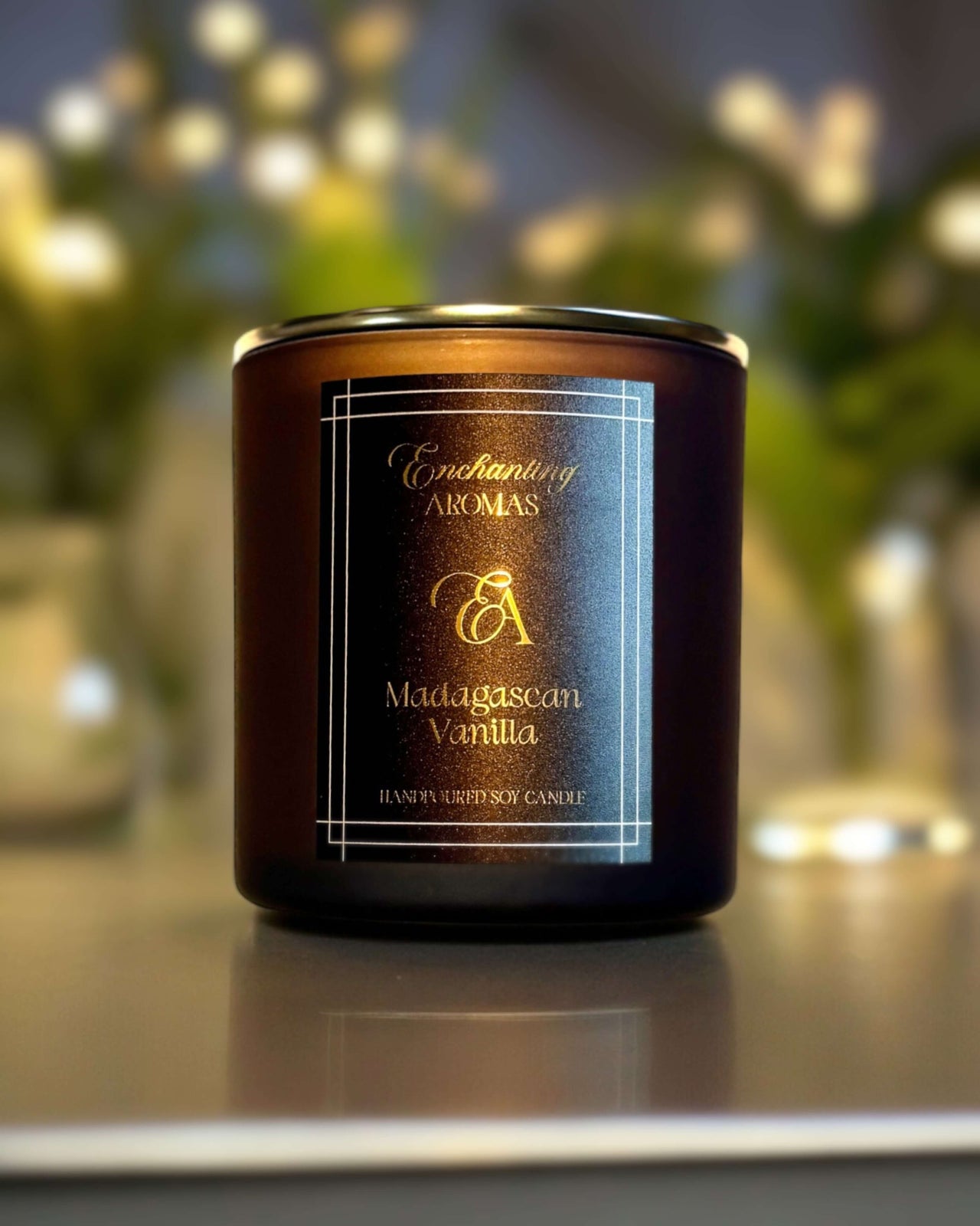 Luxe Amber Winterwood Candles with a wooden wick