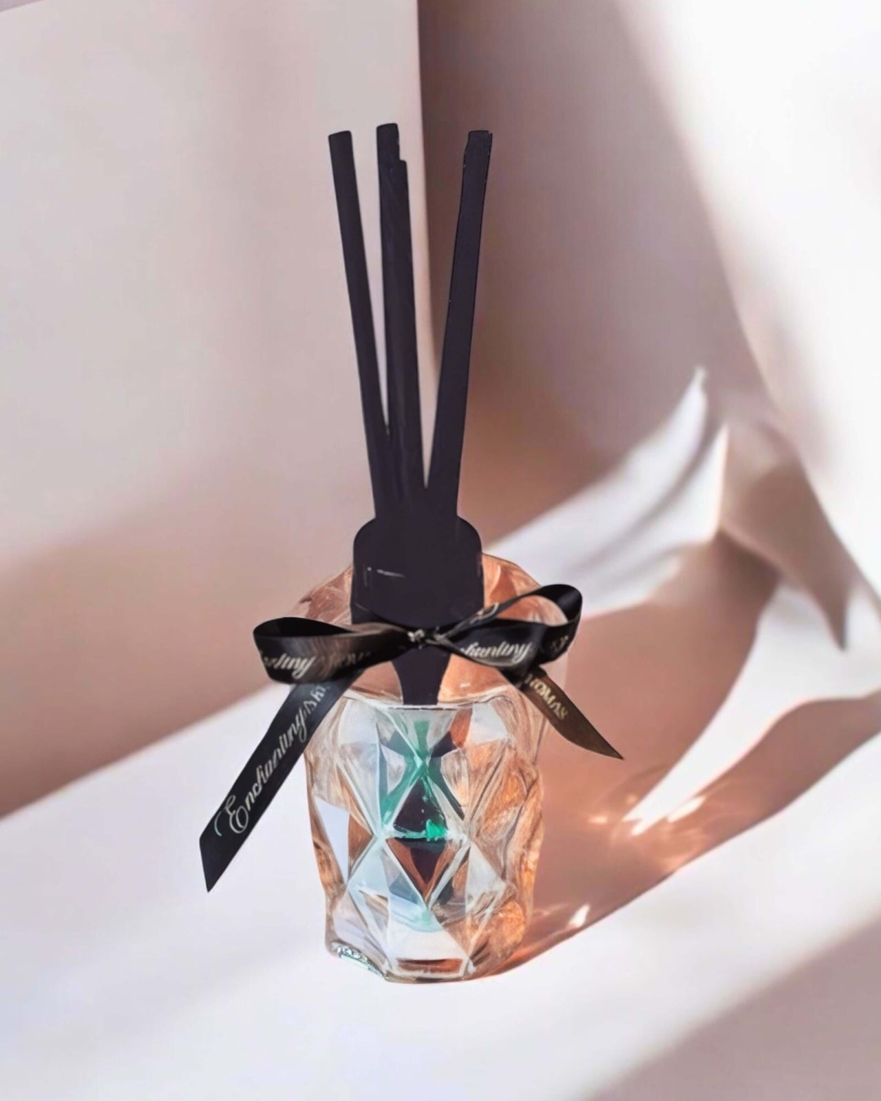 Luxury Home Fragrance Diffuser, diamond crystal.