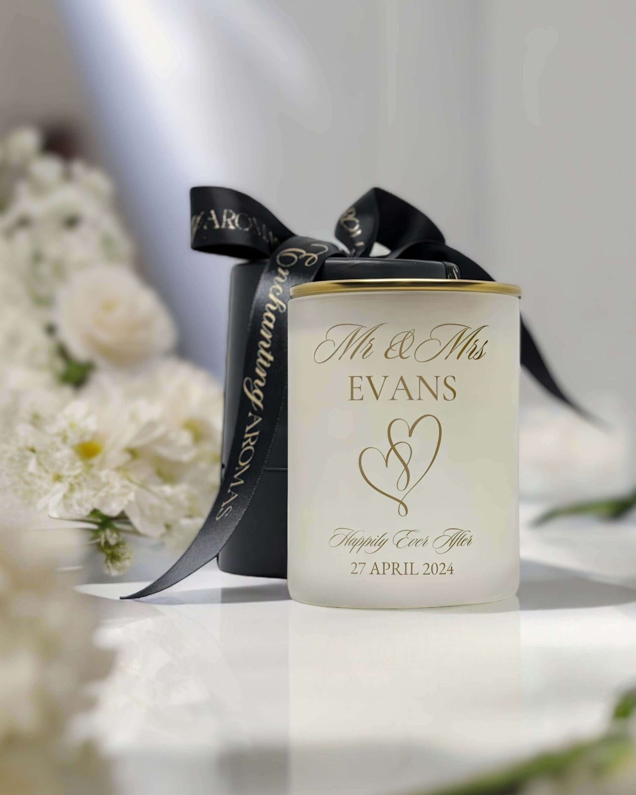 Luxe Custom Wedding Candles, the perfect wedding gift idea for the happy couple