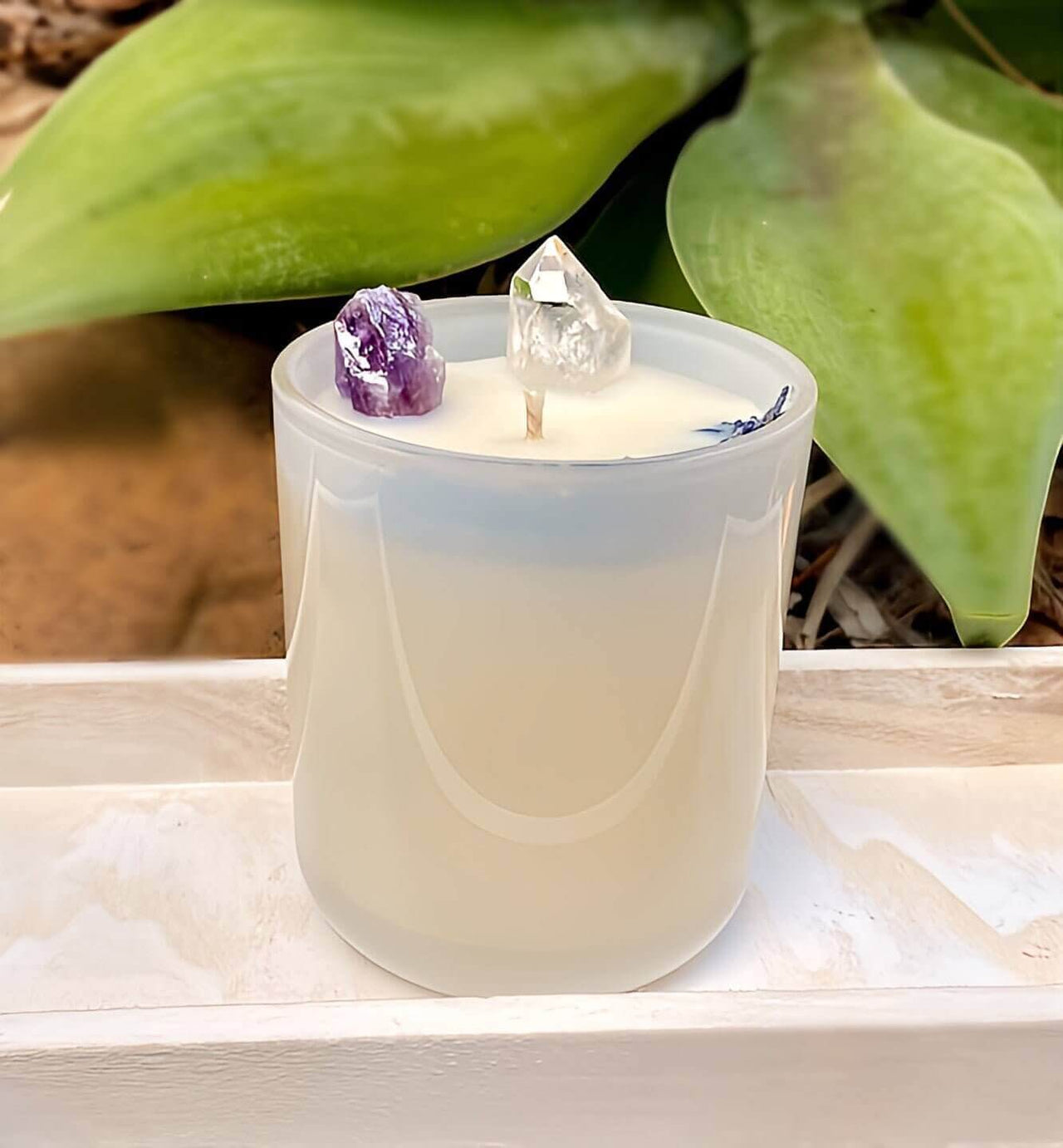 Amethyst Infused Candle - Serene Aroma Indulge in tranquility with our Amethyst Crystal Candle. Handcrafted with natural soy wax for a peaceful and healing aromatherapy experience.
