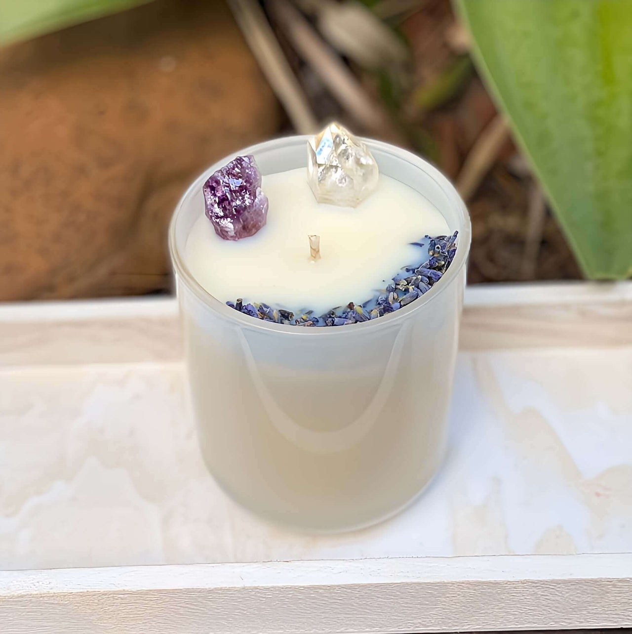 Amethyst Infused Candle - Serene Aroma Indulge in tranquility with our Amethyst Crystal Candle. Handcrafted with natural soy wax for a peaceful and healing aromatherapy experience.